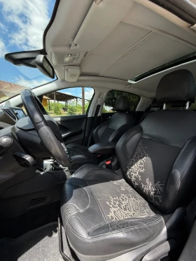 Peugeot 208 Feeline 1.6 eHDI - 6 скорости, снимка 7
