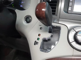 Toyota Sienna 3.5 Automatic, снимка 12