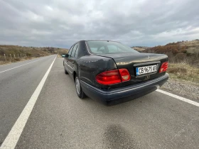 Mercedes-Benz E 200 Бензин- ГАЗ, снимка 4