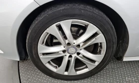 Mercedes-Benz E 220, снимка 5