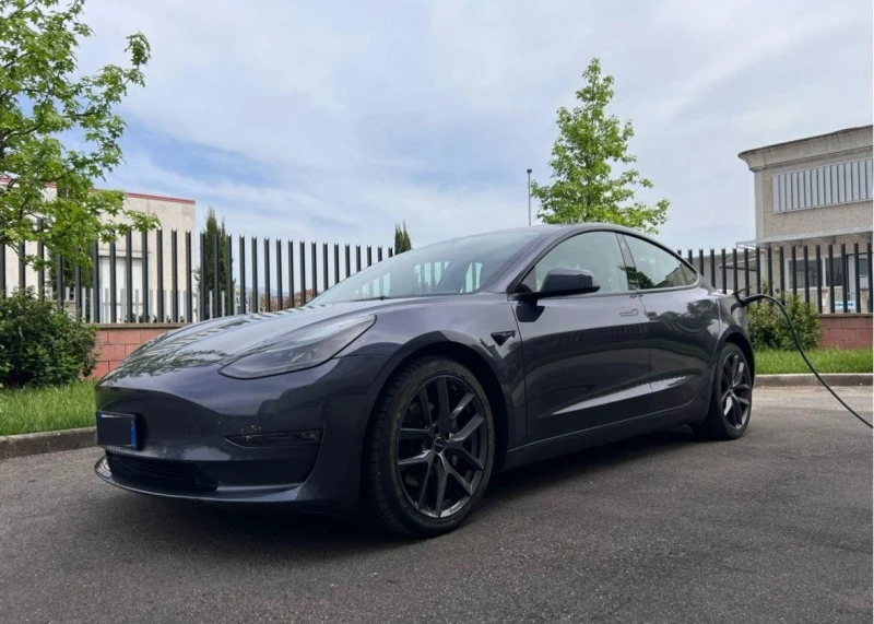 Tesla Model 3 Фейс 4х4 гаранция, снимка 1 - Автомобили и джипове - 45747938