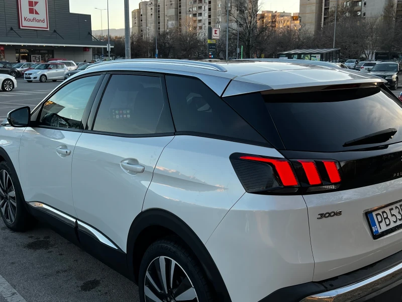 Peugeot 3008 Full Led, снимка 5 - Автомобили и джипове - 48394705