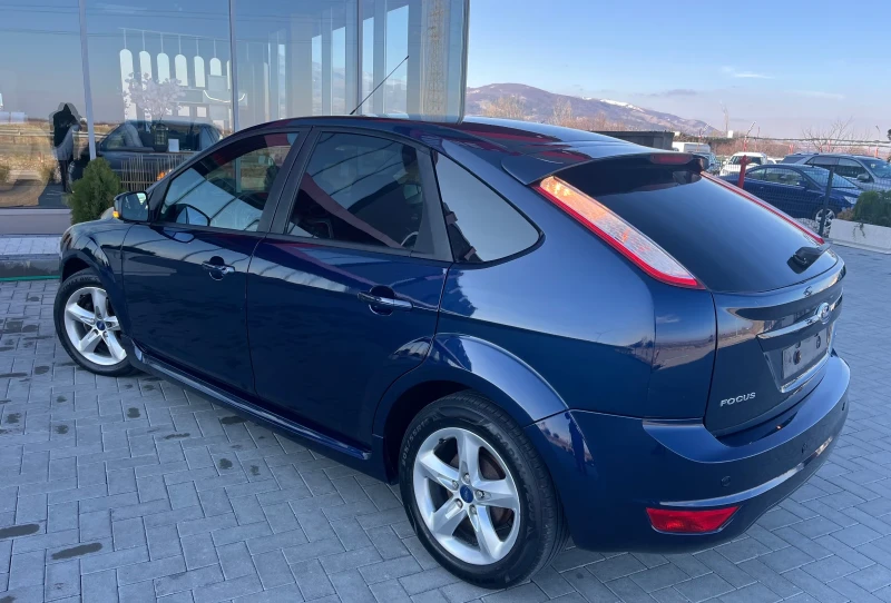 Ford Focus 1.6 , снимка 6 - Автомобили и джипове - 48432985