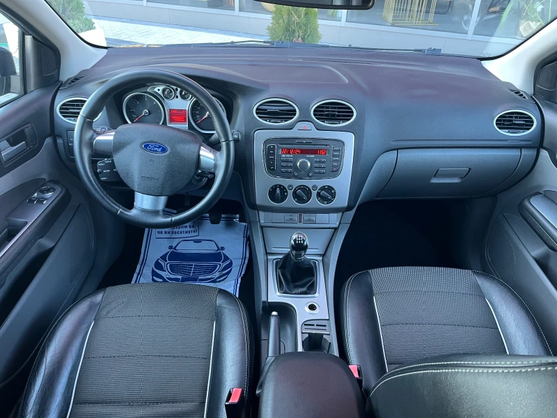 Ford Focus 1.6 , снимка 8 - Автомобили и джипове - 48432985