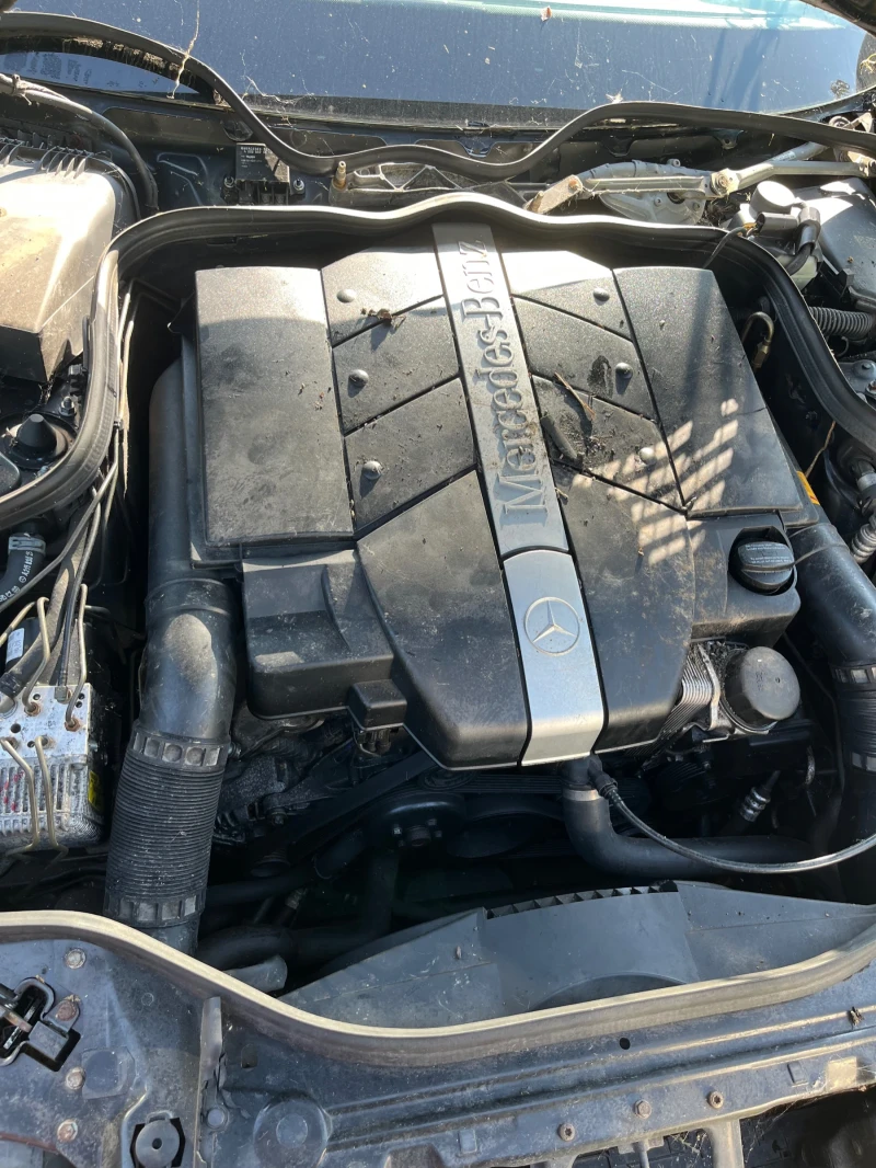 Mercedes-Benz E 240 2.6 бензин 177hp avangard, снимка 5 - Автомобили и джипове - 52410058