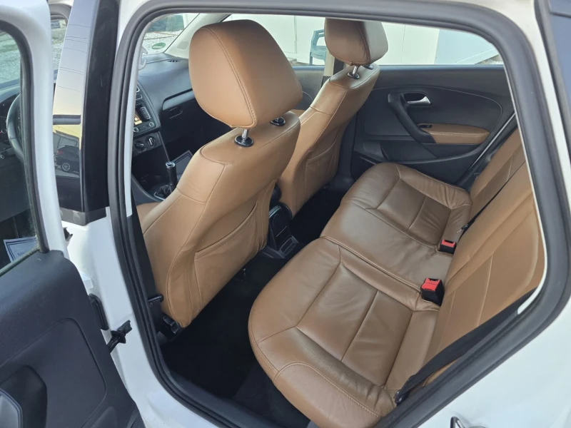 VW Polo 1.2 Bluemotion, снимка 10 - Автомобили и джипове - 52710678
