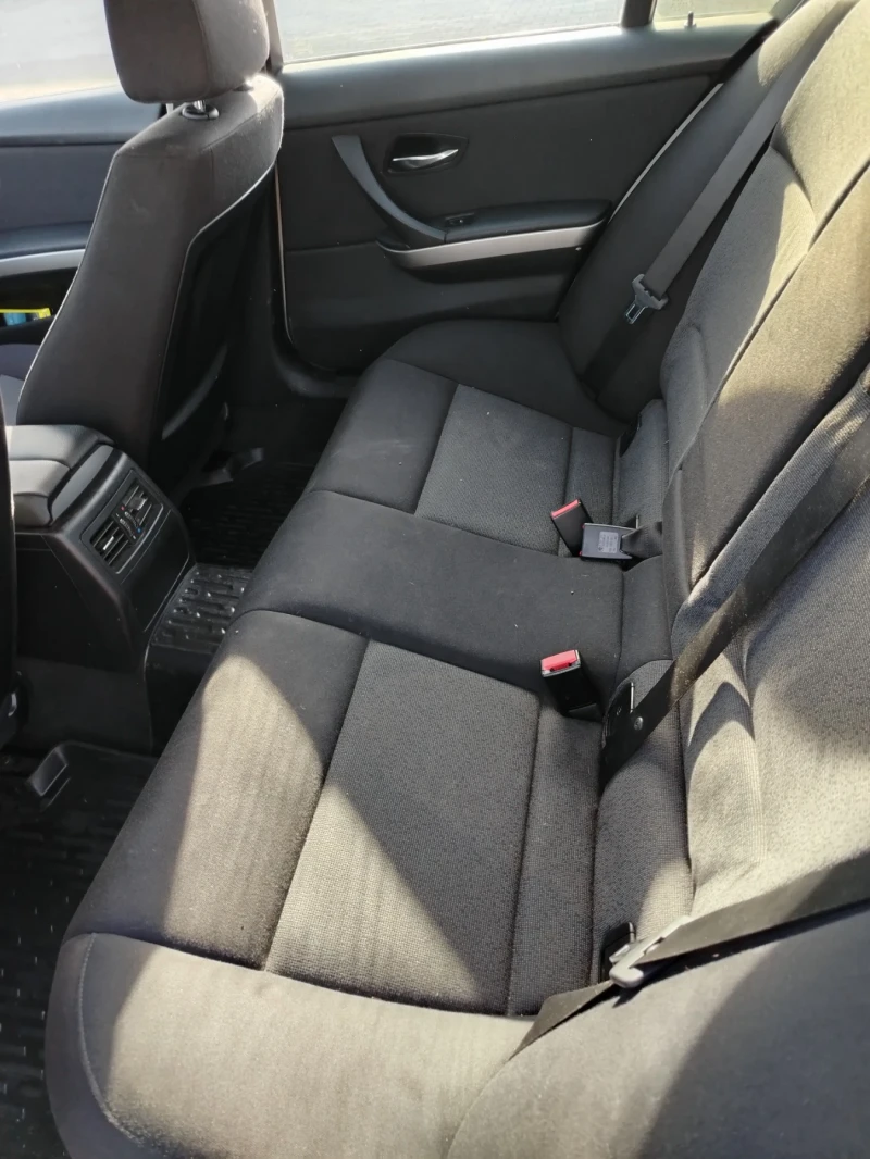 BMW 318 Е90, снимка 10 - Автомобили и джипове - 52739652