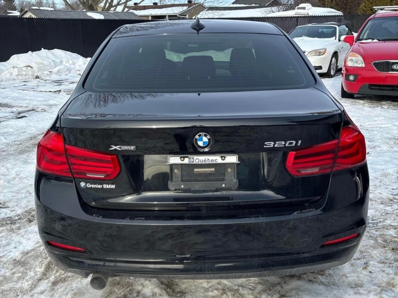 BMW 320 i xDrive 2017 * CARFAX * БЕЗ ПЪРВОНАЧАЛНА ВНОСКА, снимка 5 - Автомобили и джипове - 52861676