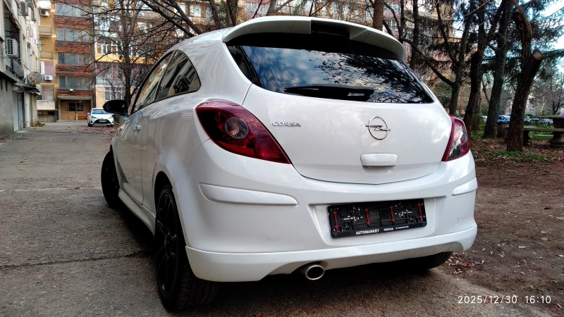 Opel Corsa 1.2 Opc Line Limited Edition, снимка 10 - Автомобили и джипове - 52948369