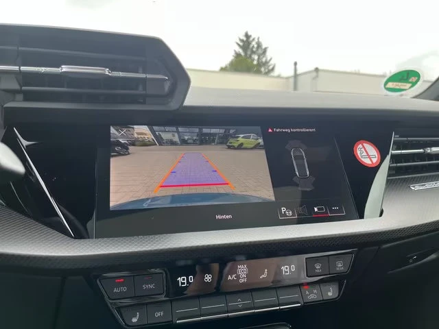 Audi Rs3 SPORTBACK/400HP/PANO/MASSAGE/CAM/NAVI/742g, снимка 12 - Автомобили и джипове - 53295181