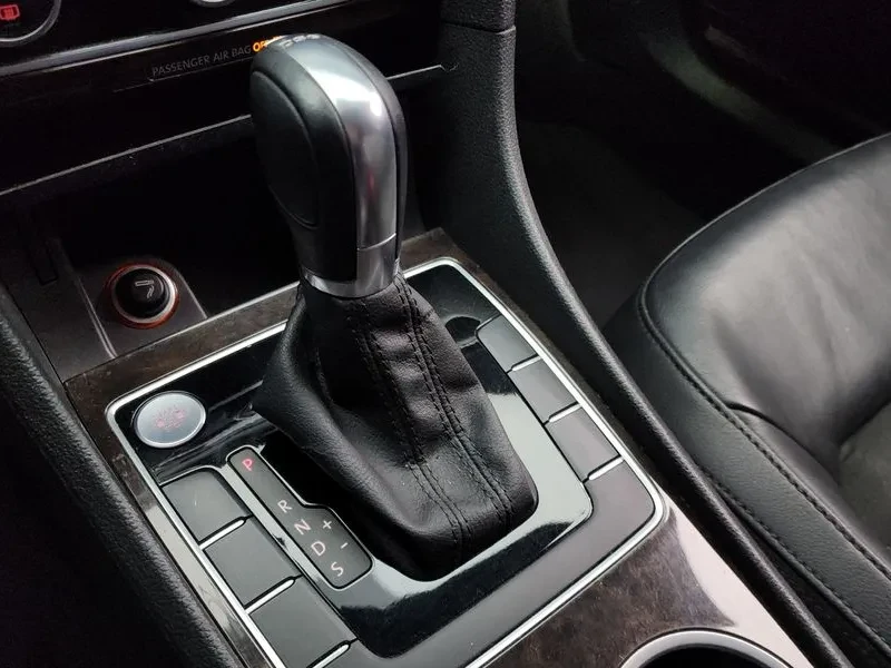 VW Passat 2.0 Tdi B7 - изображение 9