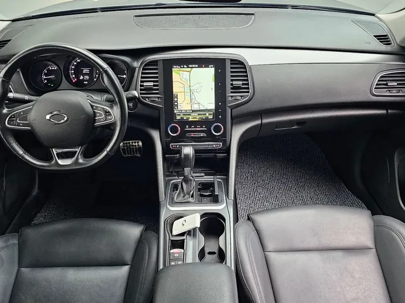 Renault Samsung SM6 2.0 Lpe Se, снимка 13 - Автомобили и джипове - 56657589