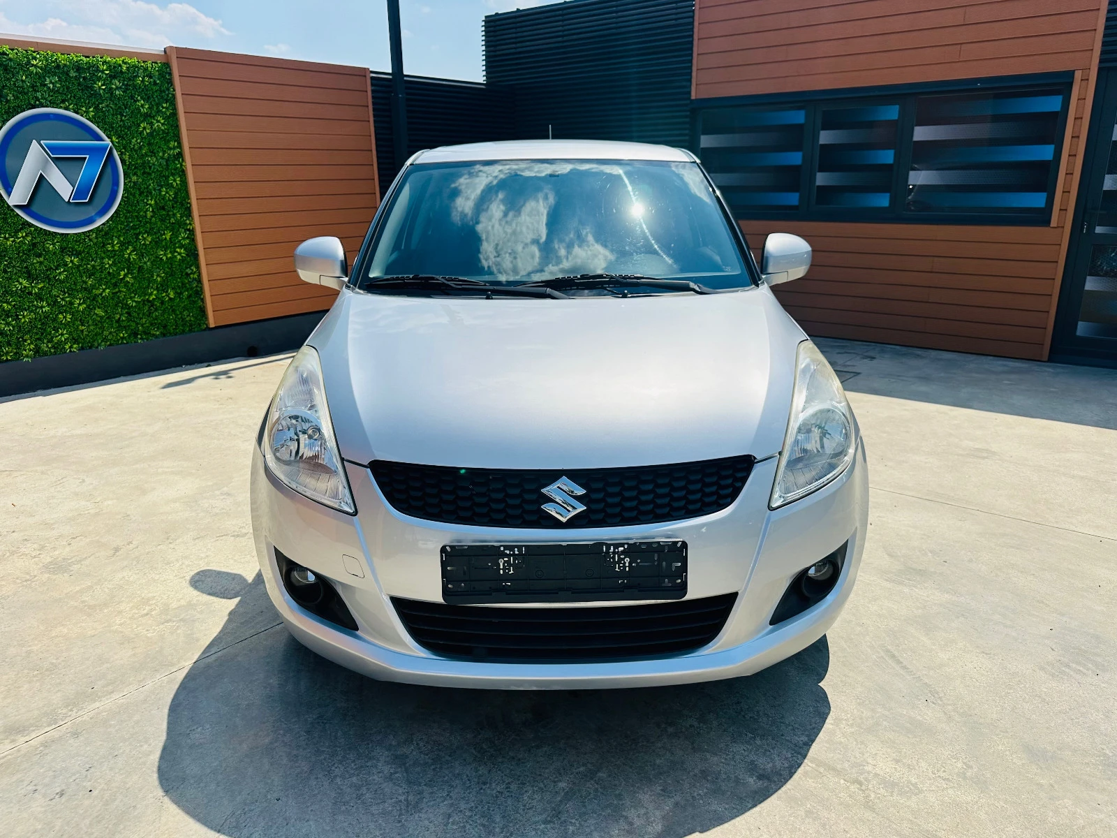 Suzuki Swift 1.2 i//4x4 - изображение 2