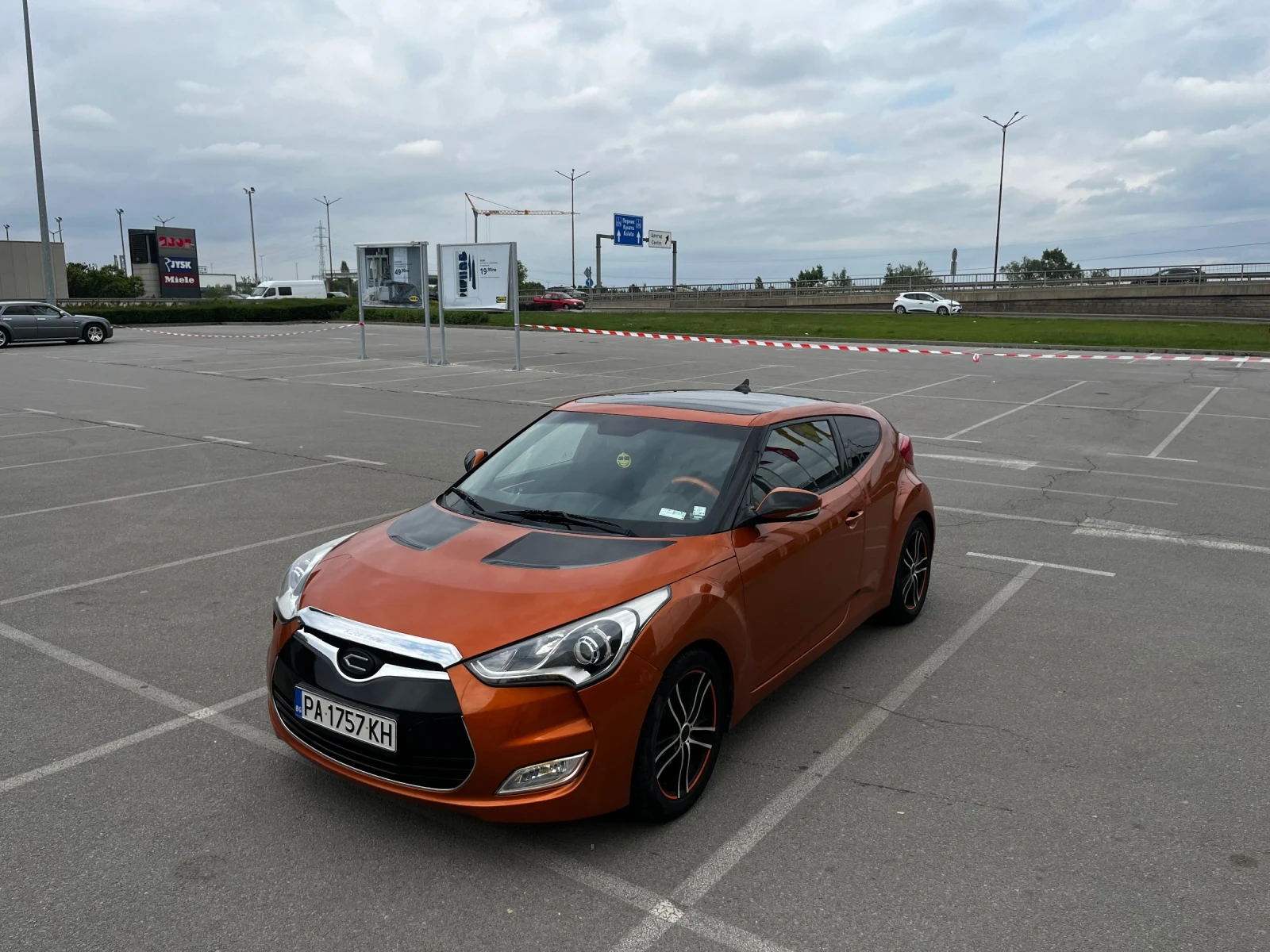 Hyundai Veloster   1.6 GDI АВТОМАТИК - изображение 2