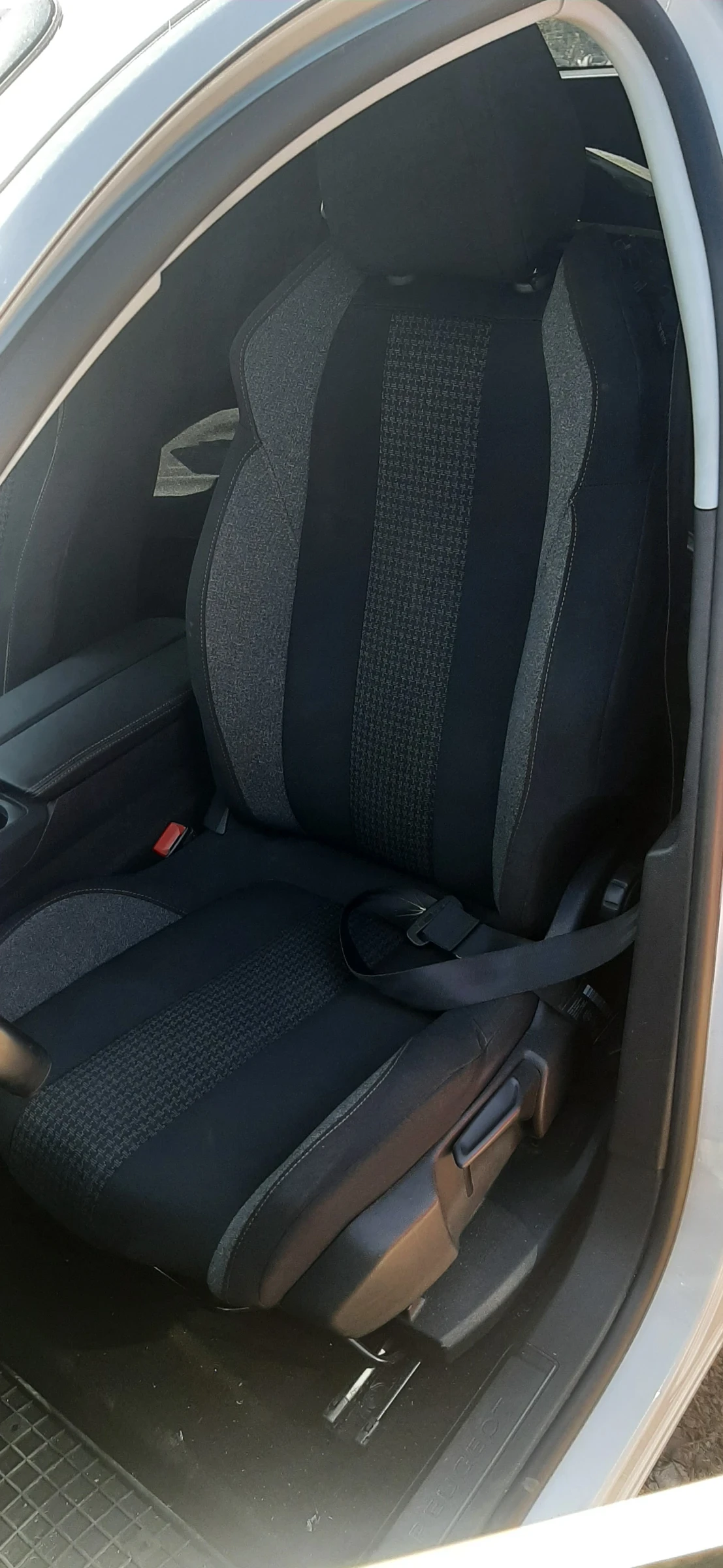 Peugeot 3008 1.5hdi - изображение 5