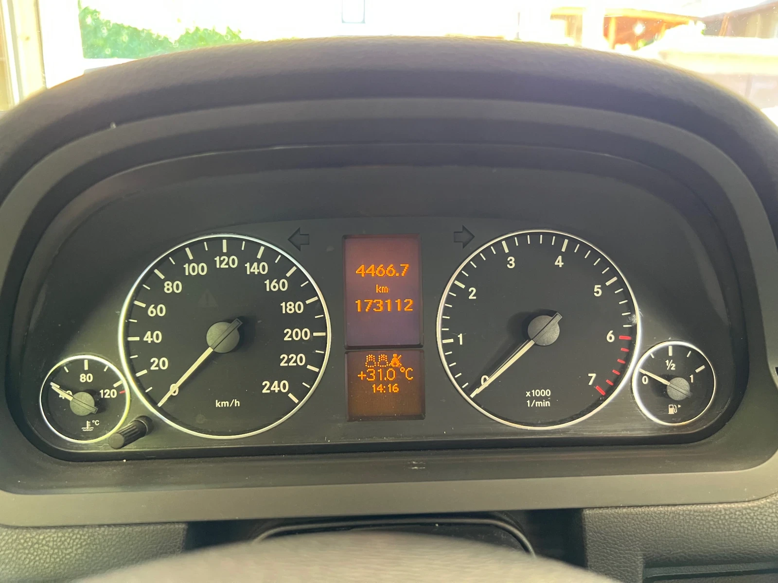 Mercedes-Benz A 150  - изображение 6