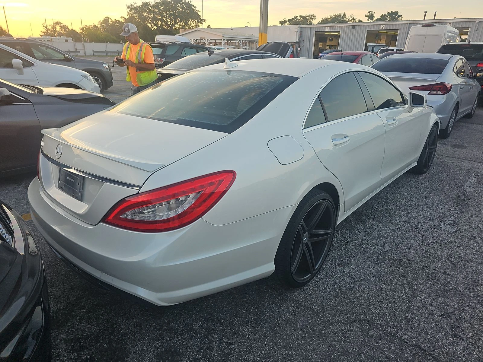 Mercedes-Benz CLS 500 KEYLESS* manual mode* AMG Wheel* KEYLESS - изображение 6