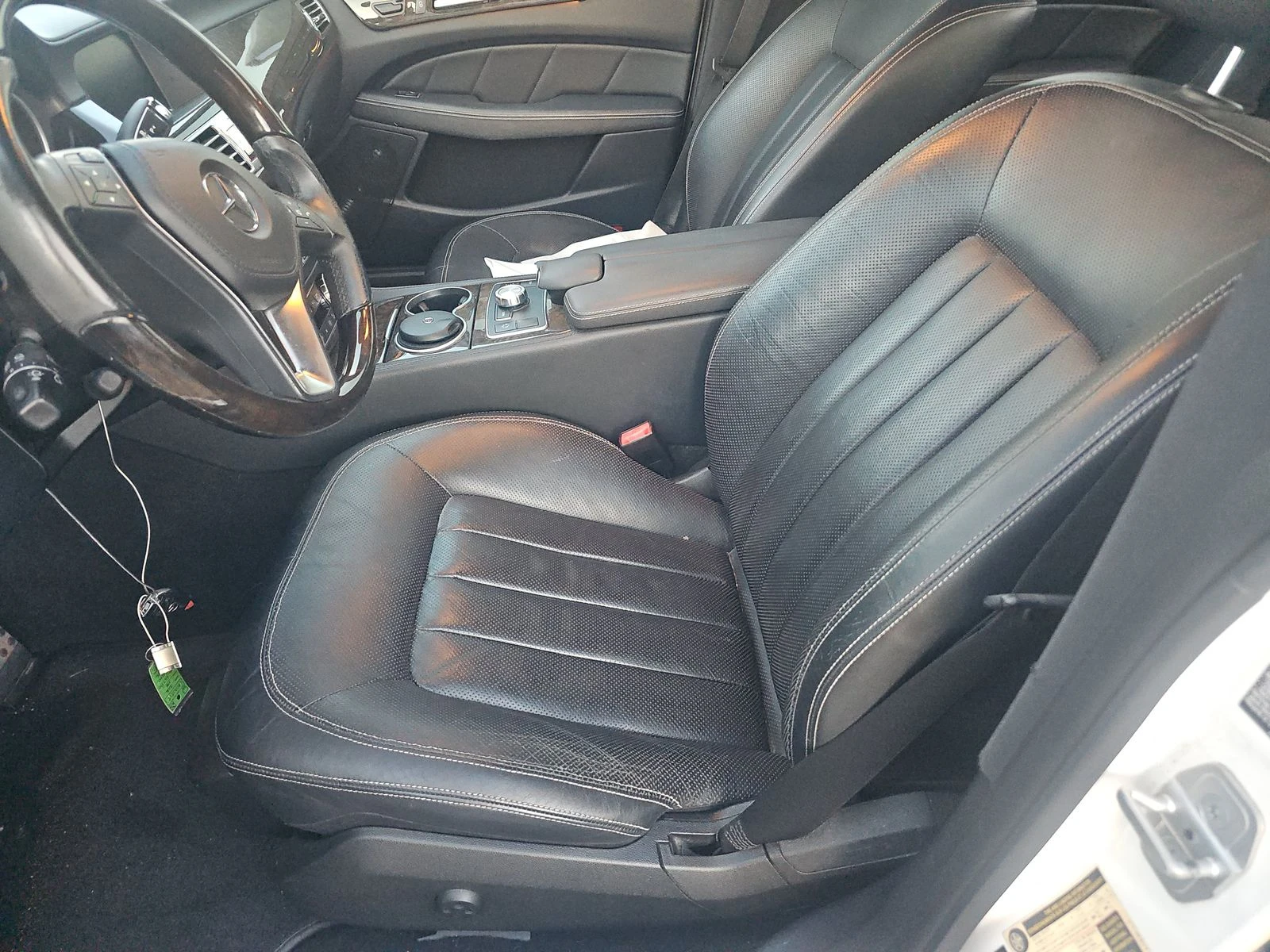 Mercedes-Benz CLS 500 KEYLESS* manual mode* AMG Wheel* KEYLESS - изображение 10
