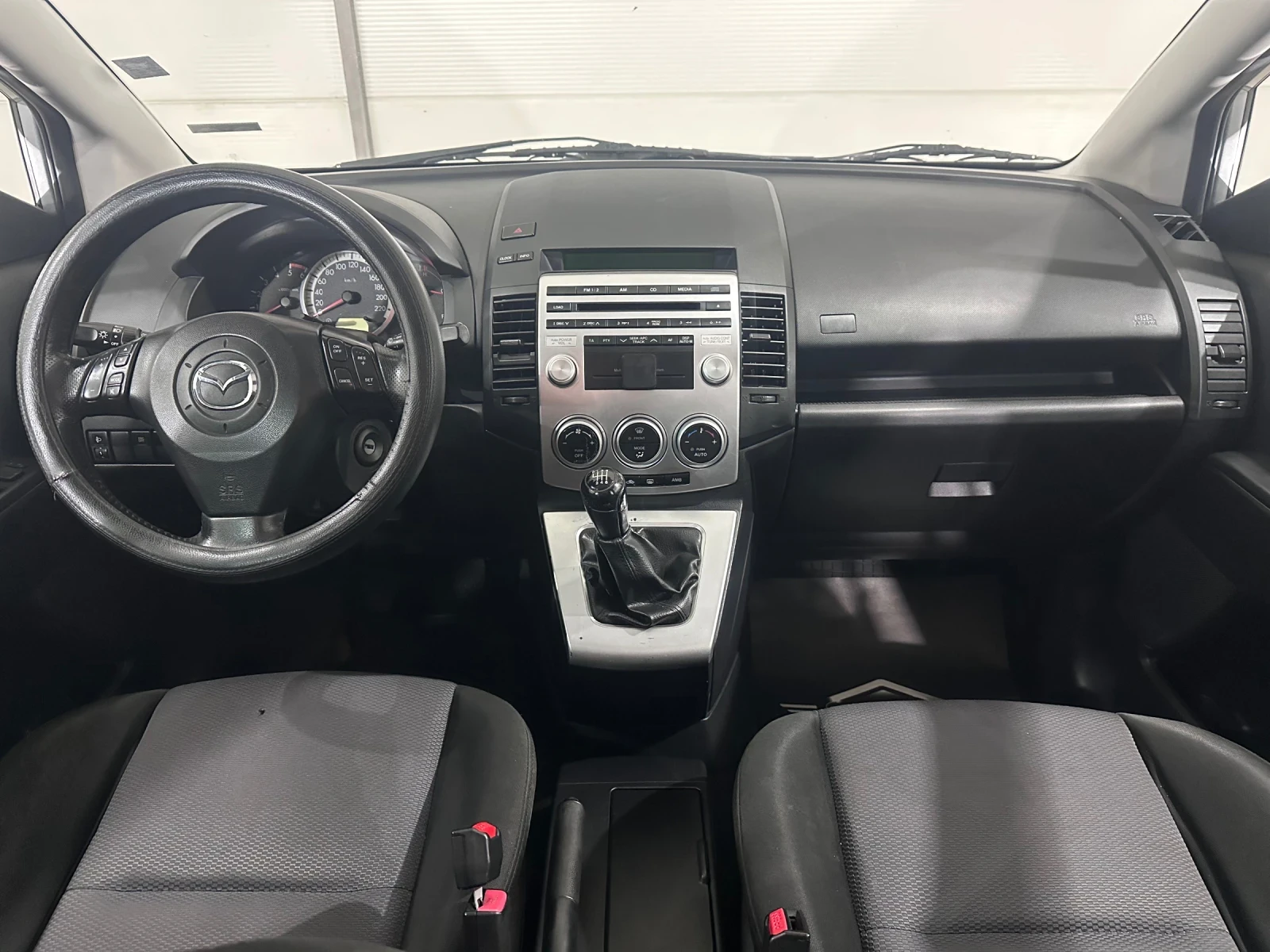 Mazda 5 7 места - изображение 8
