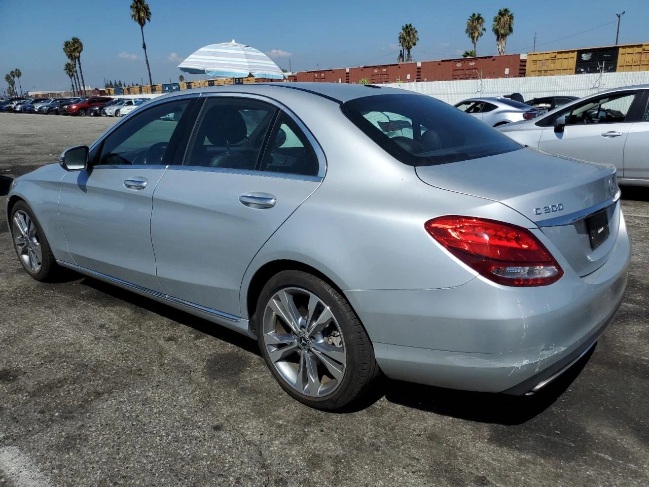 Mercedes-Benz C 300  - изображение 4