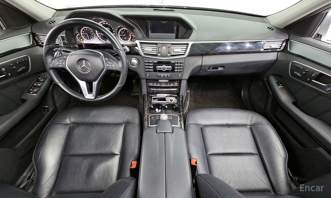 Mercedes-Benz E 220  - изображение 7