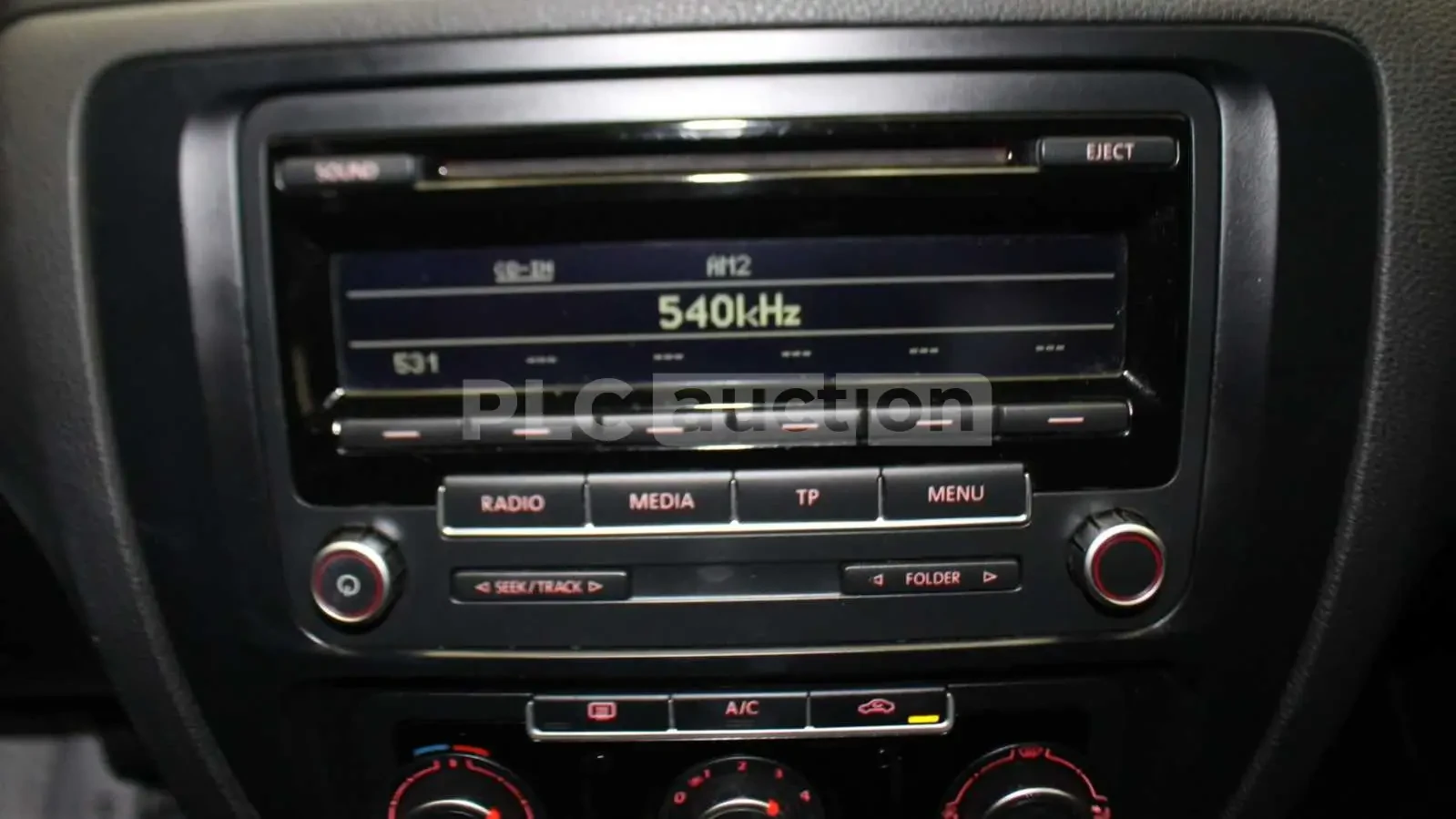 VW Jetta, снимка 8 - Автомобили и джипове - 54175882