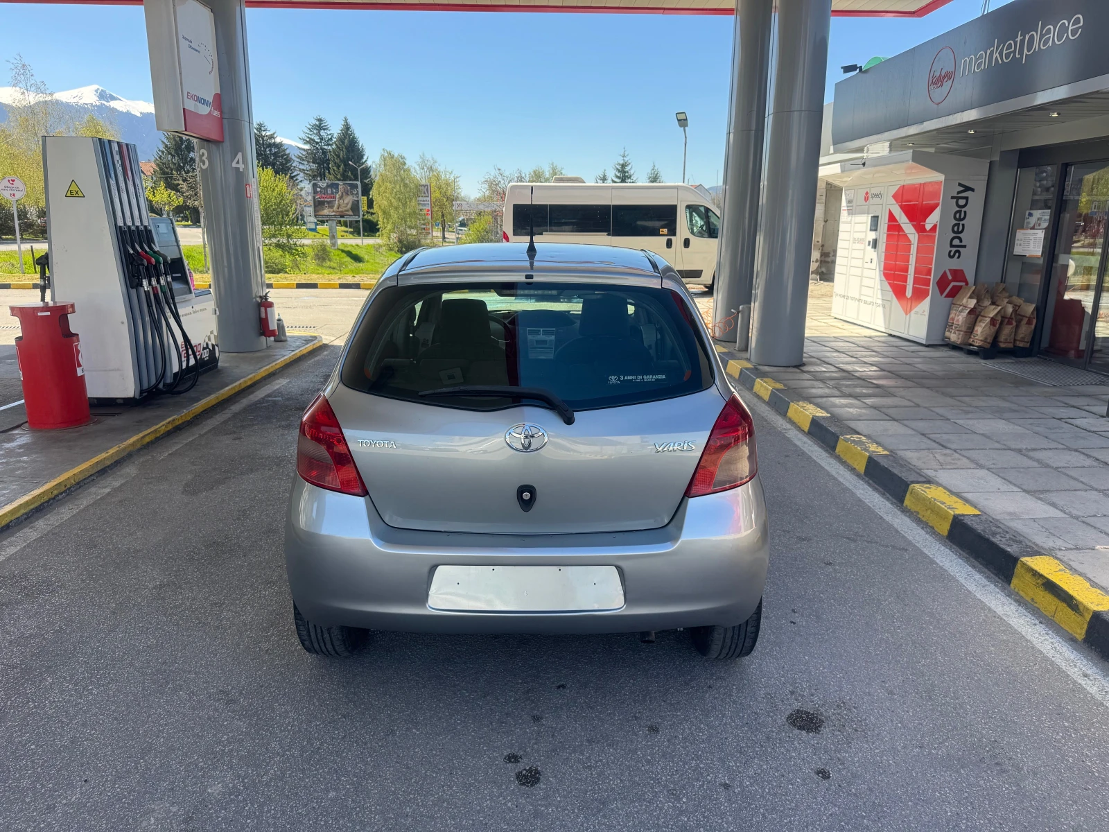 Toyota Yaris, снимка 5 - Автомобили и джипове - 54335790