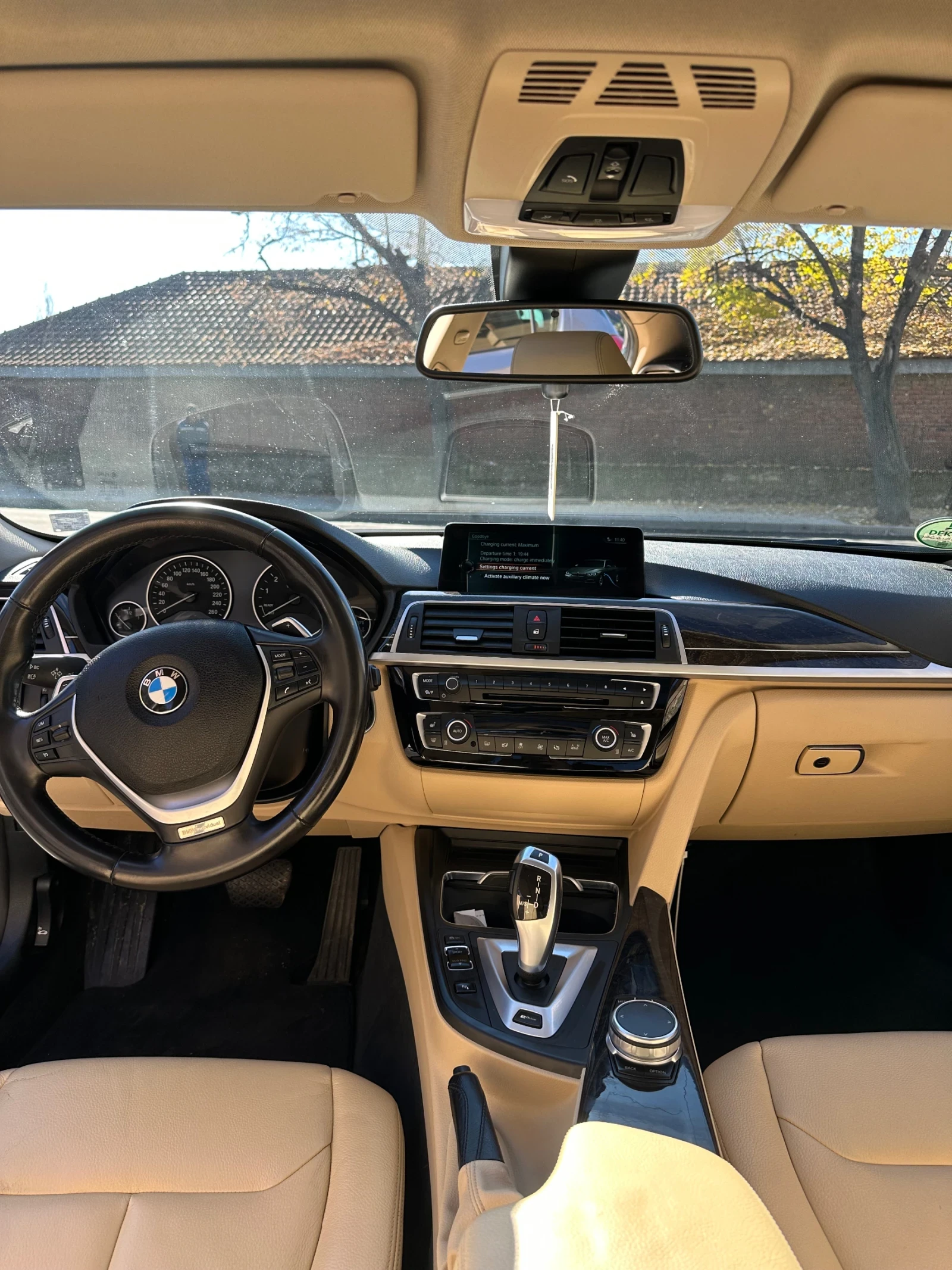 BMW 330 BMW 330e Luxury Line, снимка 11 - Автомобили и джипове - 54370335
