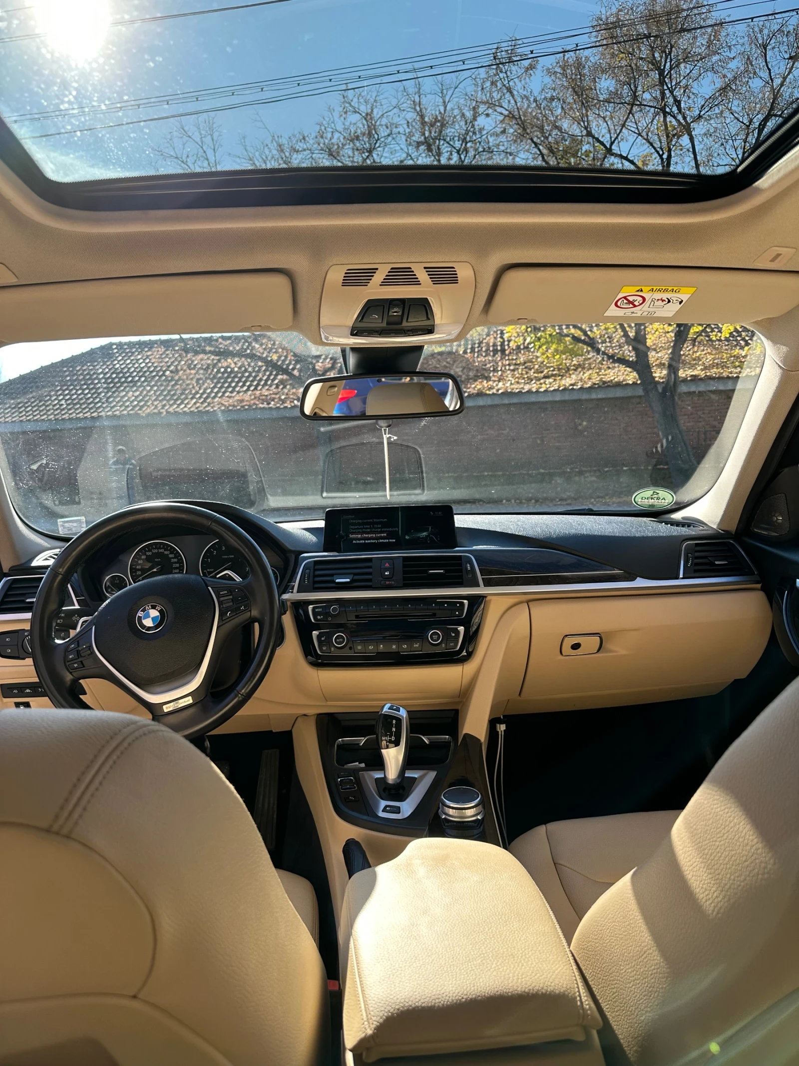 BMW 330 BMW 330e Luxury Line, снимка 10 - Автомобили и джипове - 54370335