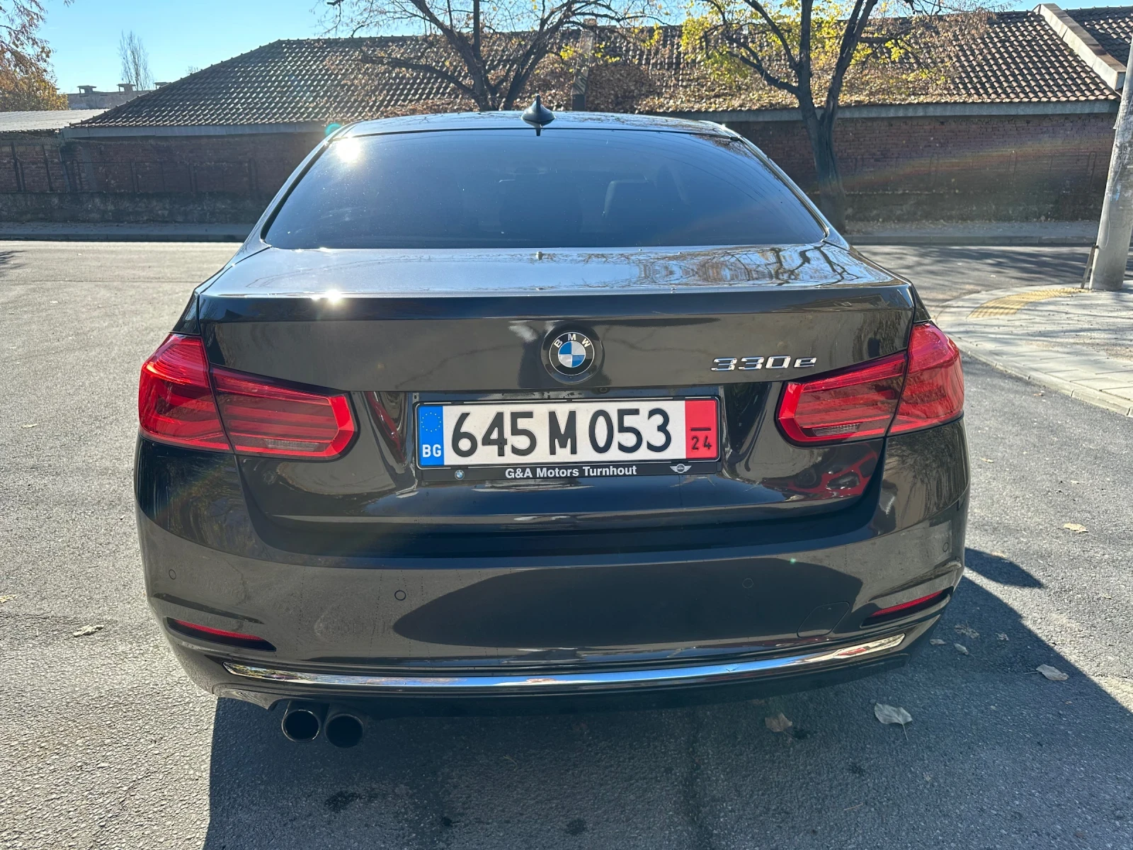 BMW 330 BMW 330e Luxury Line, снимка 3 - Автомобили и джипове - 54370335