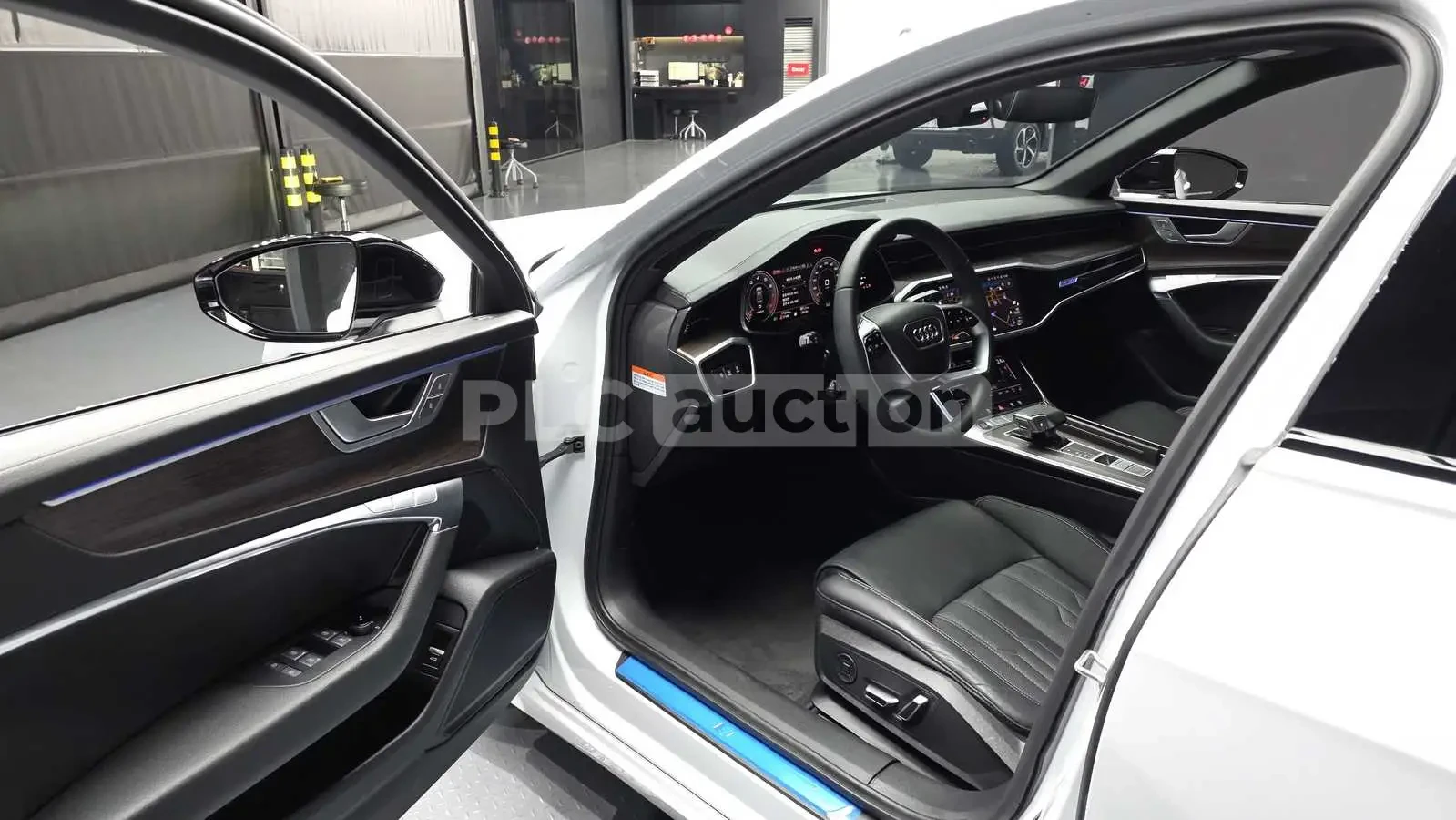 Audi A6 * HUD* ОБДУХВАНЕ* MATRIX* ПОДГРЕВИ* АМБИЕНТНО* , снимка 10 - Автомобили и джипове - 54553668