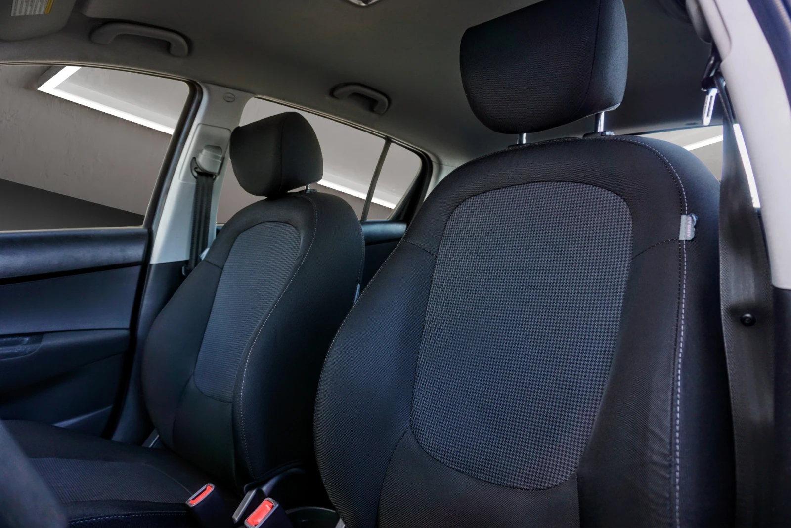 Hyundai I20 1.1CRDI SOUND EDITION, снимка 9 - Автомобили и джипове - 54554817