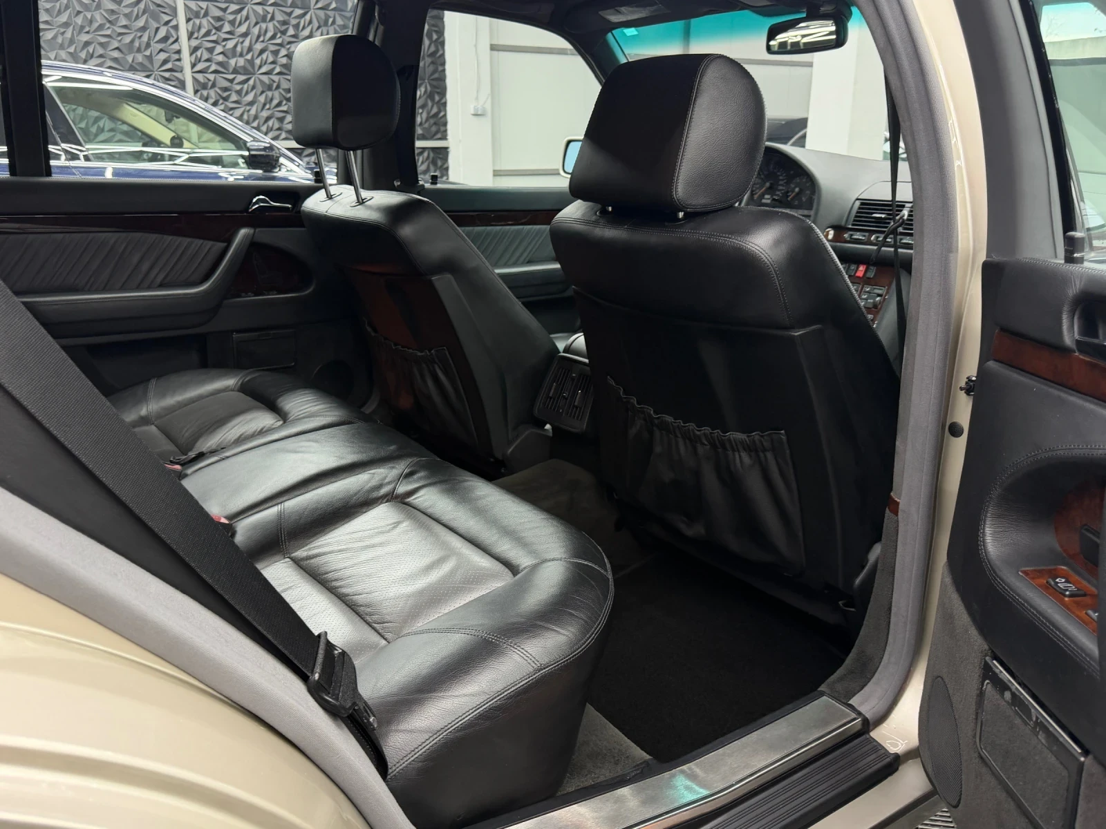 Mercedes-Benz S 500, снимка 7 - Автомобили и джипове - 54650084