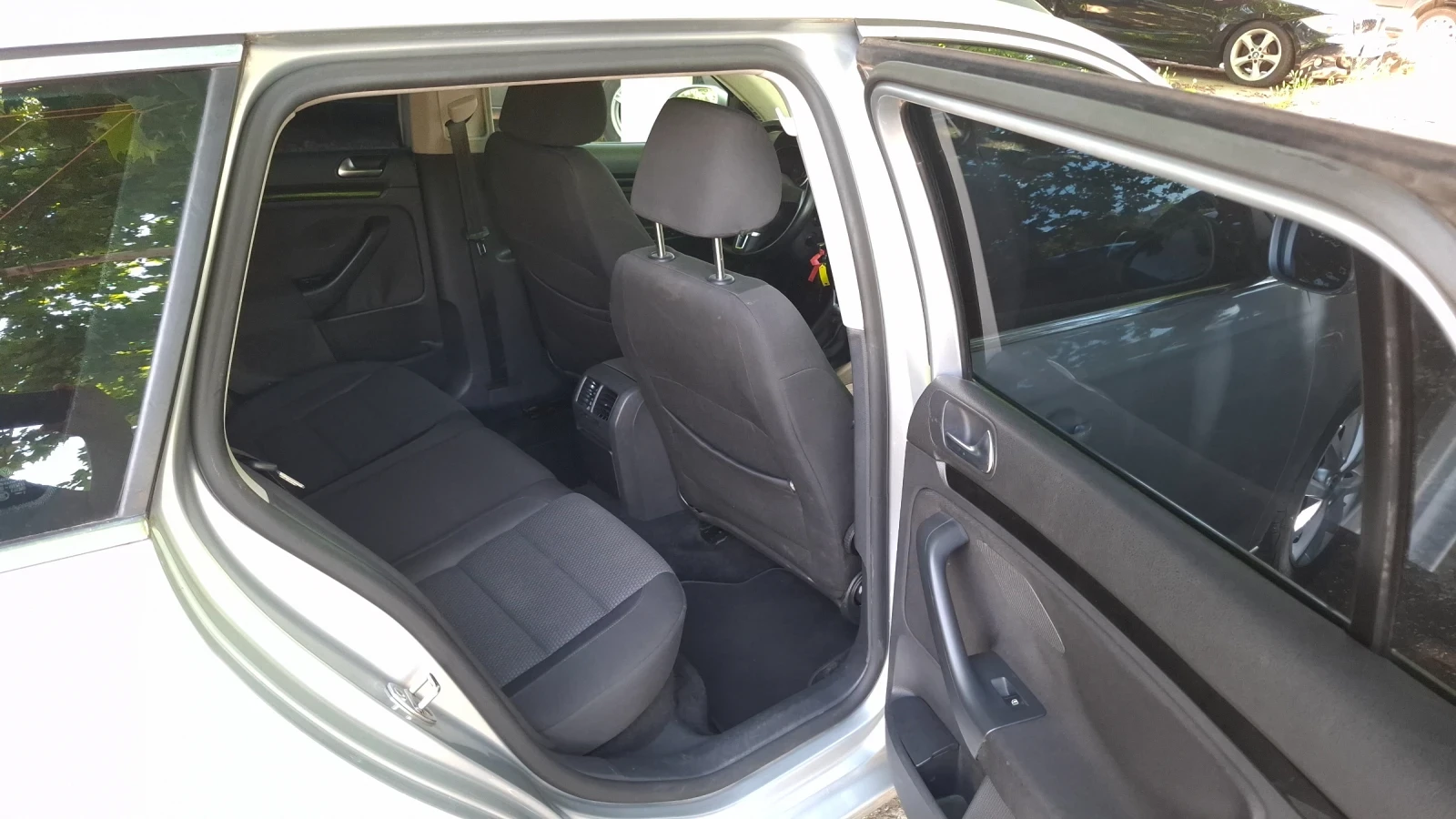 VW Golf Голф 6/1.6tdi-105КС ТОП..., снимка 12 - Автомобили и джипове - 54760550