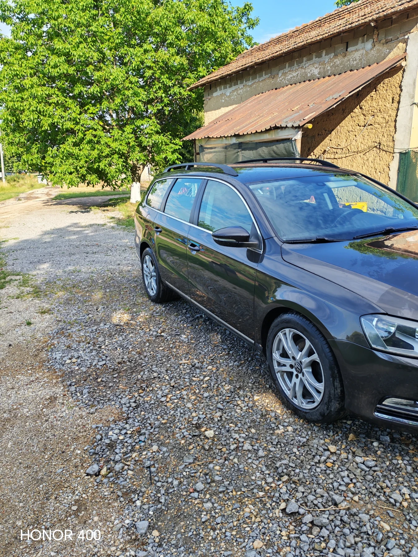 VW Passat Вариант в7, снимка 3 - Автомобили и джипове - 54803765