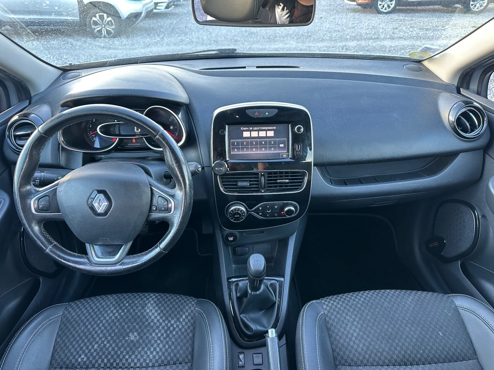 Renault Clio 2017/09M 1.5D 90HP full led* NAVI* sensor EVRO6B, снимка 10 - Автомобили и джипове - 54978795