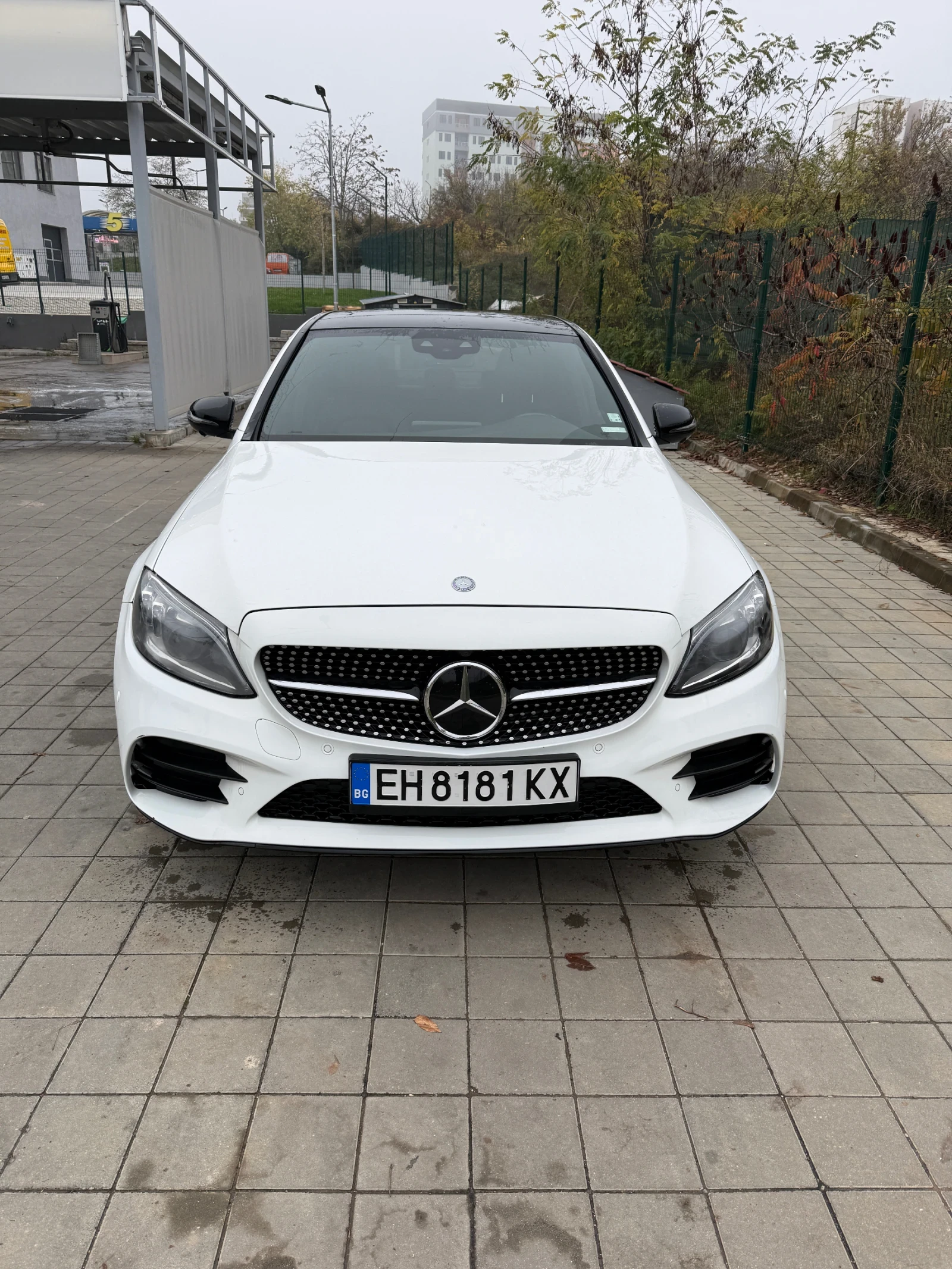 Mercedes-Benz C 200 AMG, снимка 2 - Автомобили и джипове - 55365371