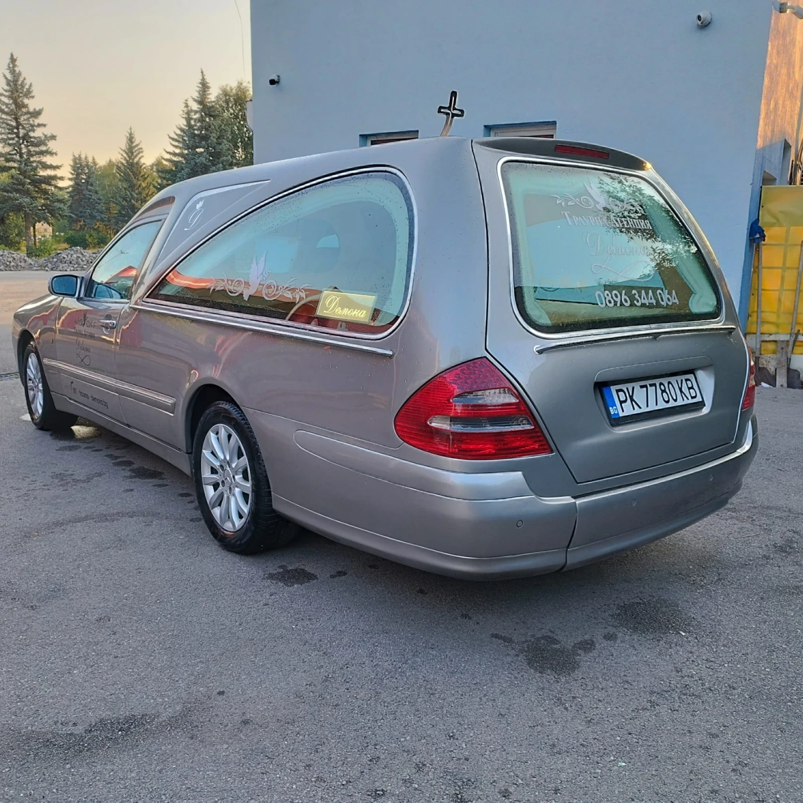 Mercedes-Benz E 270 ТОП, снимка 5 - Автомобили и джипове - 55423113