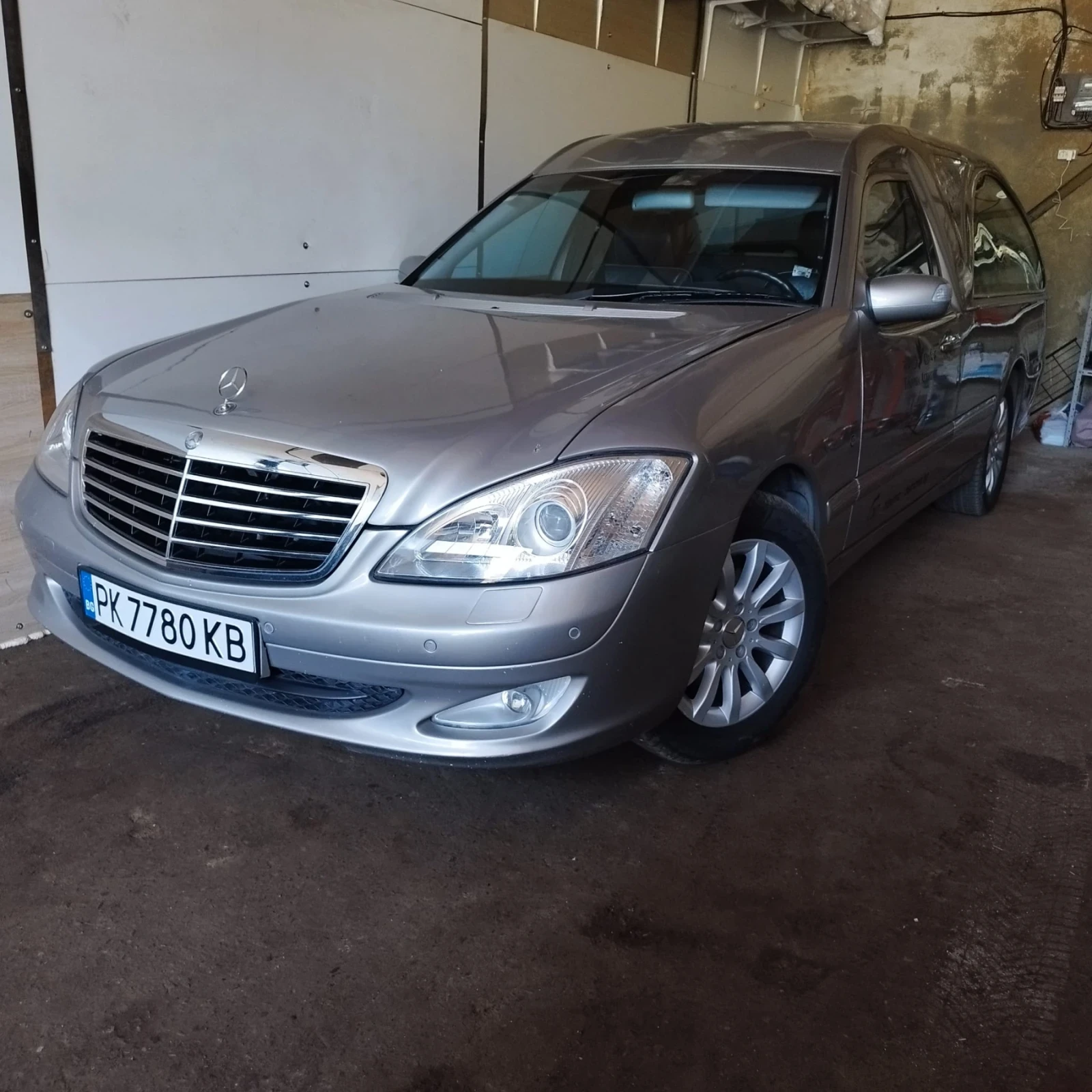 Mercedes-Benz E 270 ТОП, снимка 4 - Автомобили и джипове - 55423113