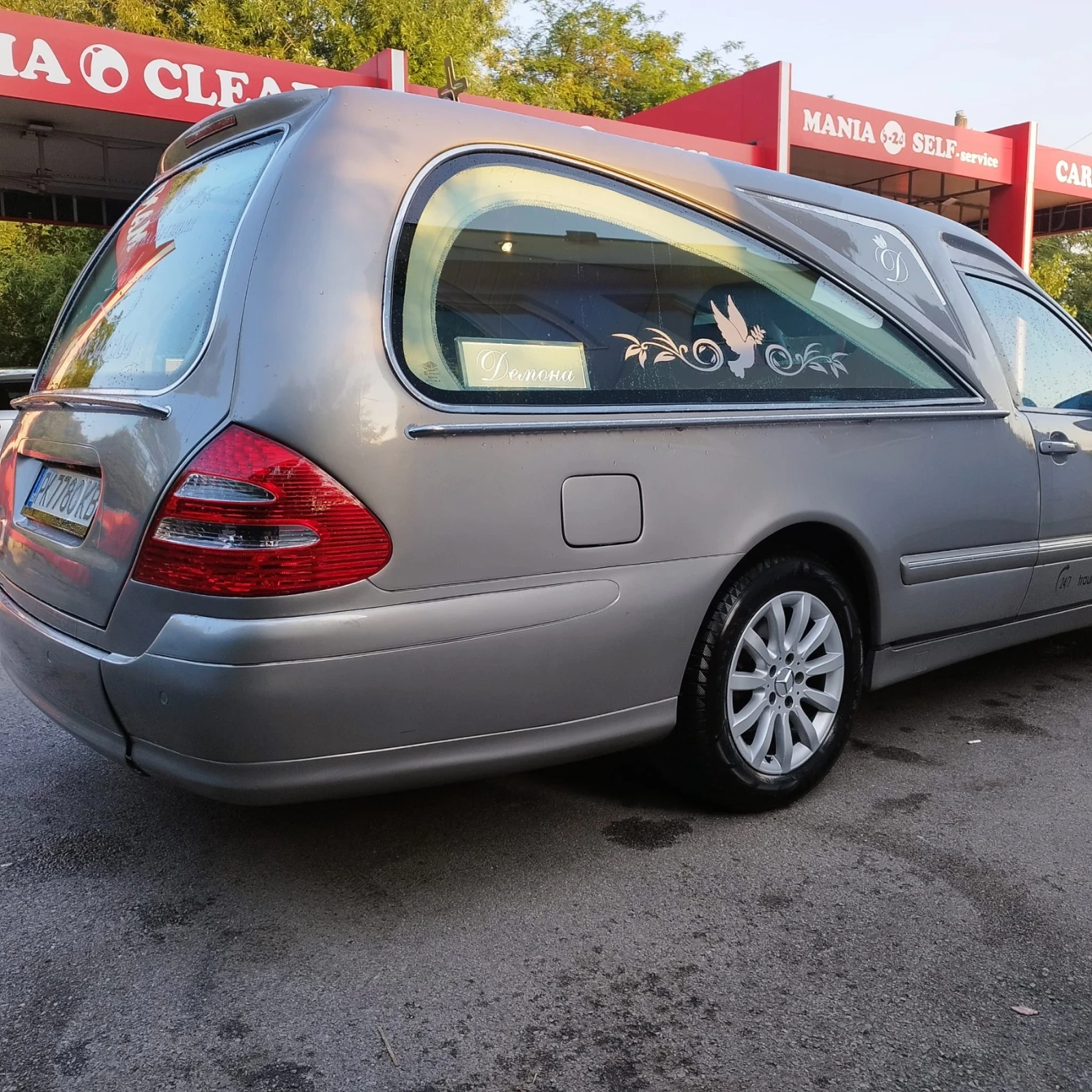 Mercedes-Benz E 270 ТОП, снимка 6 - Автомобили и джипове - 55423113