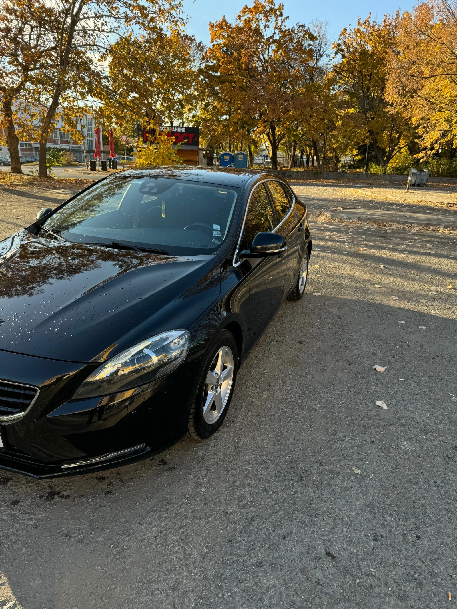Volvo V40, снимка 5 - Автомобили и джипове - 55500865