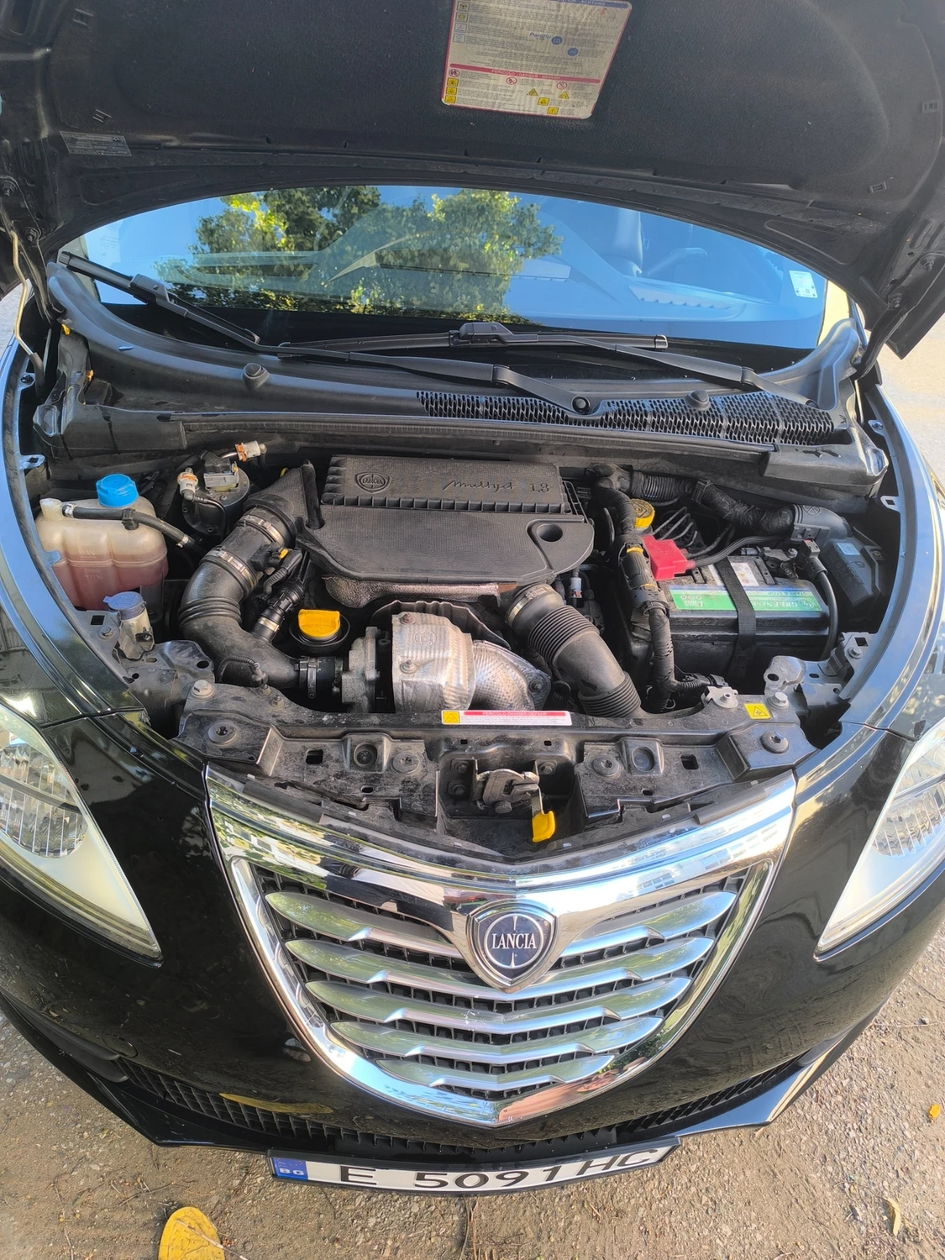 Lancia Ypsilon 1.3Mjet, снимка 13 - Автомобили и джипове - 55682202