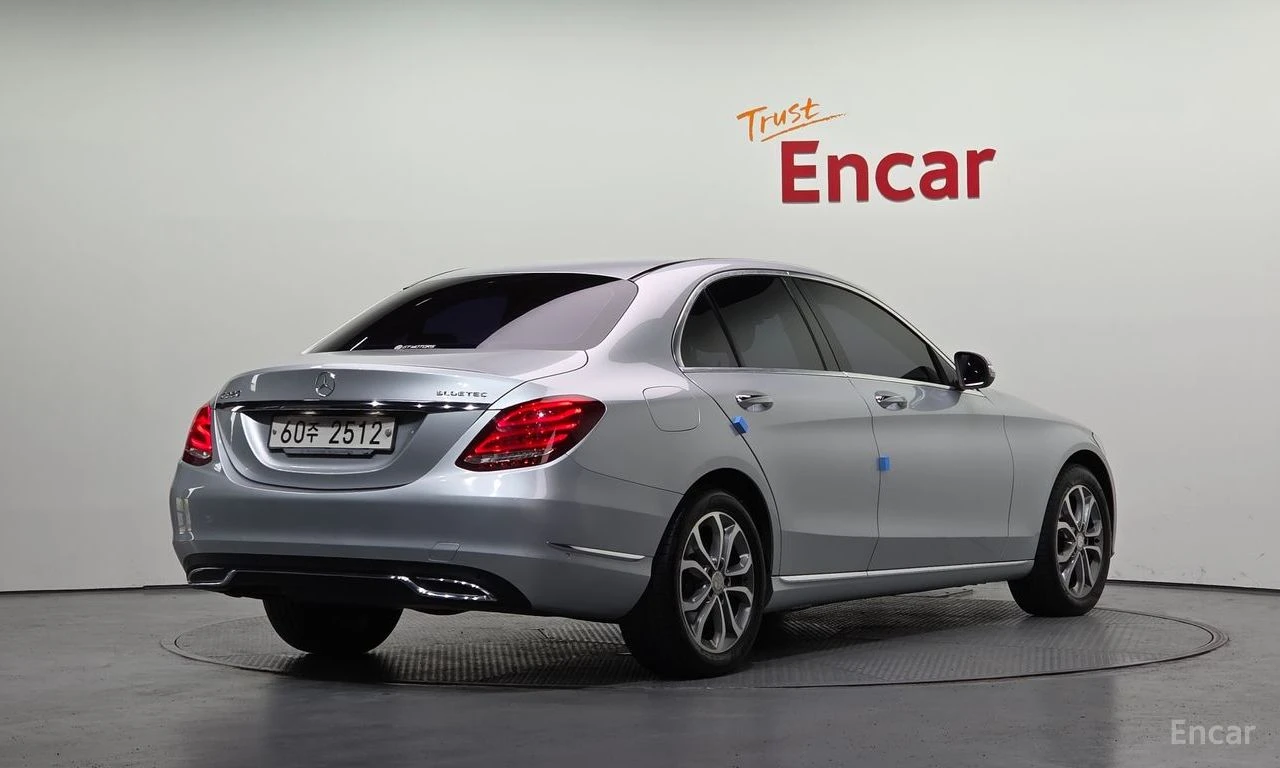 Mercedes-Benz C 220 d | КАМЕРА| ПОДГРЕВ| ПАНО| ПАМЕТ, снимка 2 - Автомобили и джипове - 55888934
