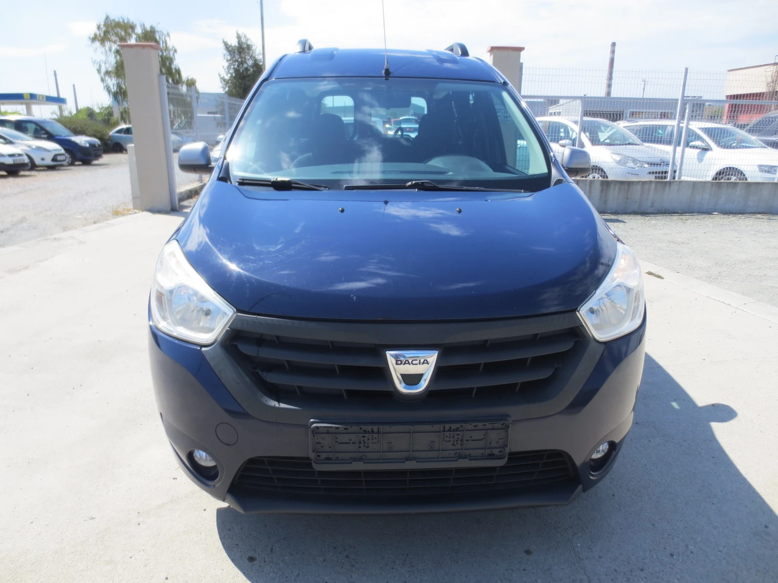 Dacia Dokker 1.6 i * ГАЗ* , снимка 2 - Автомобили и джипове - 55900245
