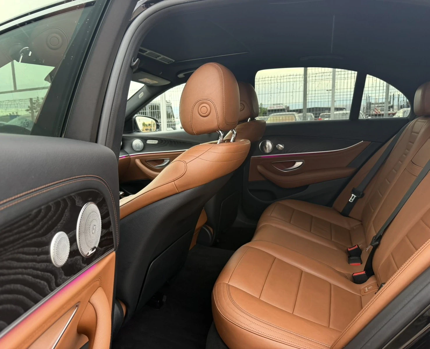 Mercedes-Benz E 220 AMG-LINE сервизна история, снимка 7 - Автомобили и джипове - 56231411