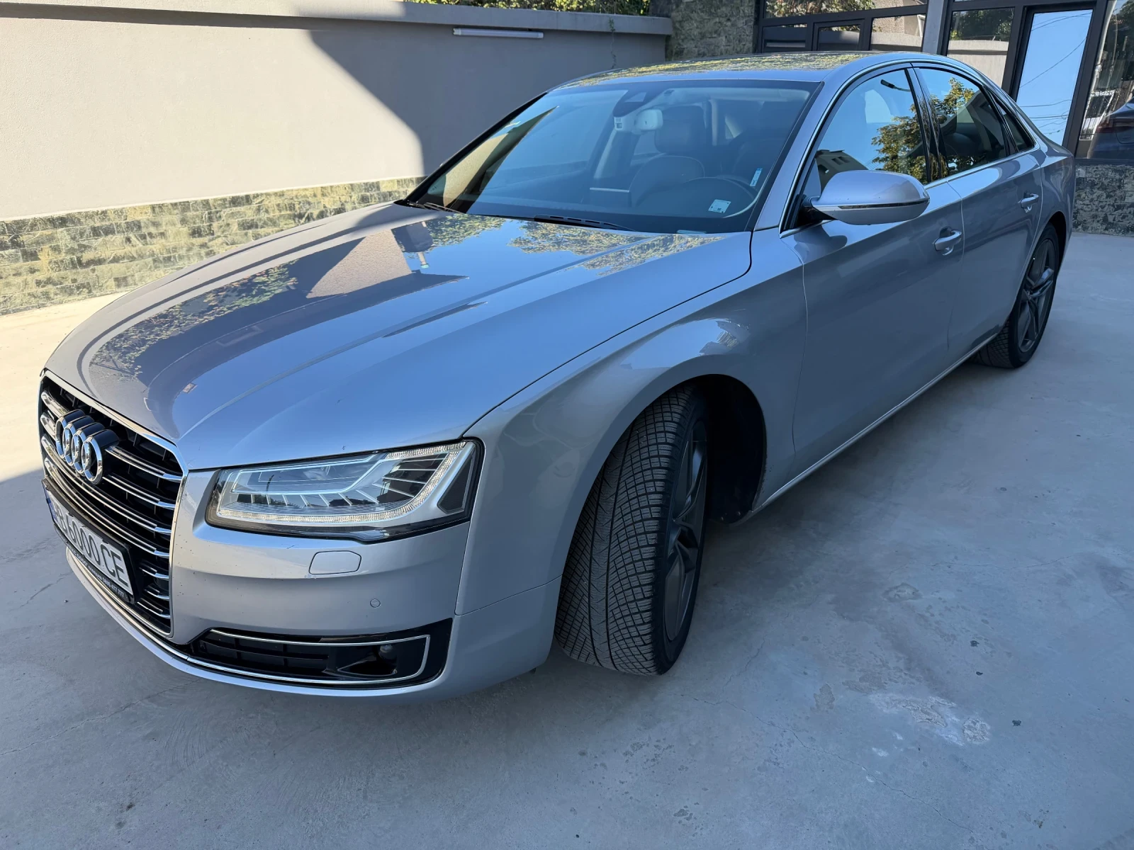 Audi A8, снимка 2 - Автомобили и джипове - 56549270