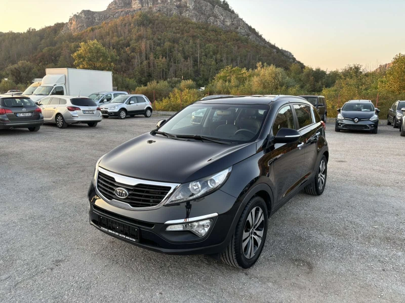 Kia Sportage 1.7 CRDI  УНИКАТ, снимка 7 - Автомобили и джипове - 47334346