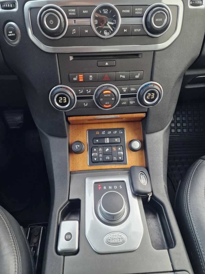 Land Rover Discovery, снимка 7 - Автомобили и джипове - 48146219