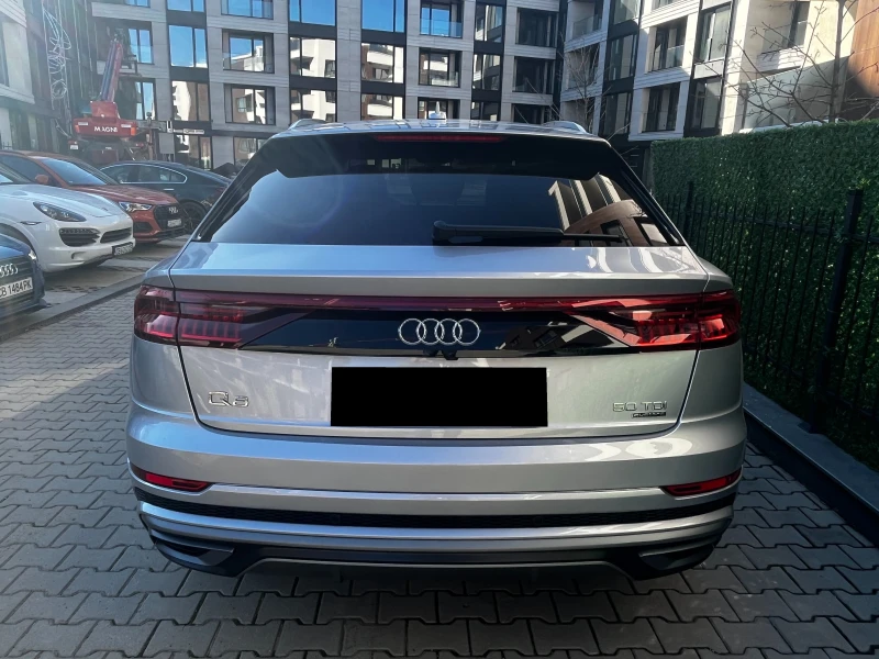 Audi Q8 50 TDI Quattro / ГОТОВ ЛИЗИНГ , снимка 8 - Автомобили и джипове - 49684912