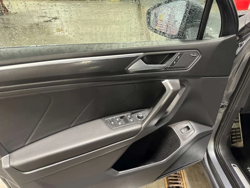 VW Tiguan * 4Motion SEL Premium R Line * CARFAX * ФИКС ЦЕНА, снимка 11 - Автомобили и джипове - 53452684